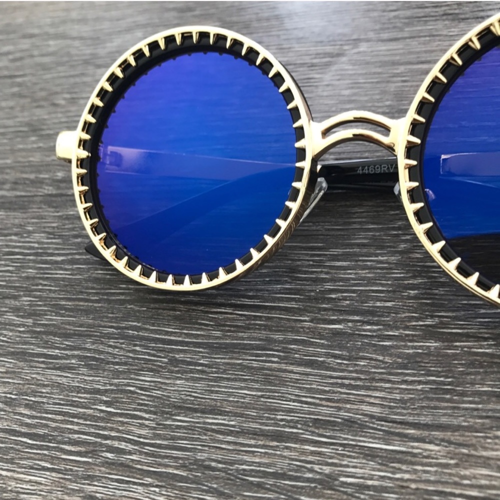 Blue Mirror Round Gold Frame Sunglasses - Picture 2 of 5